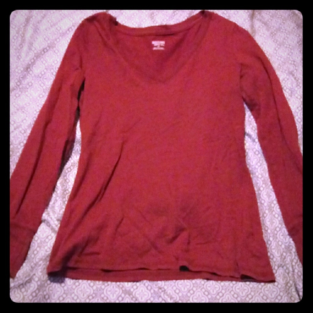 Red long sleeve V-neck shirt